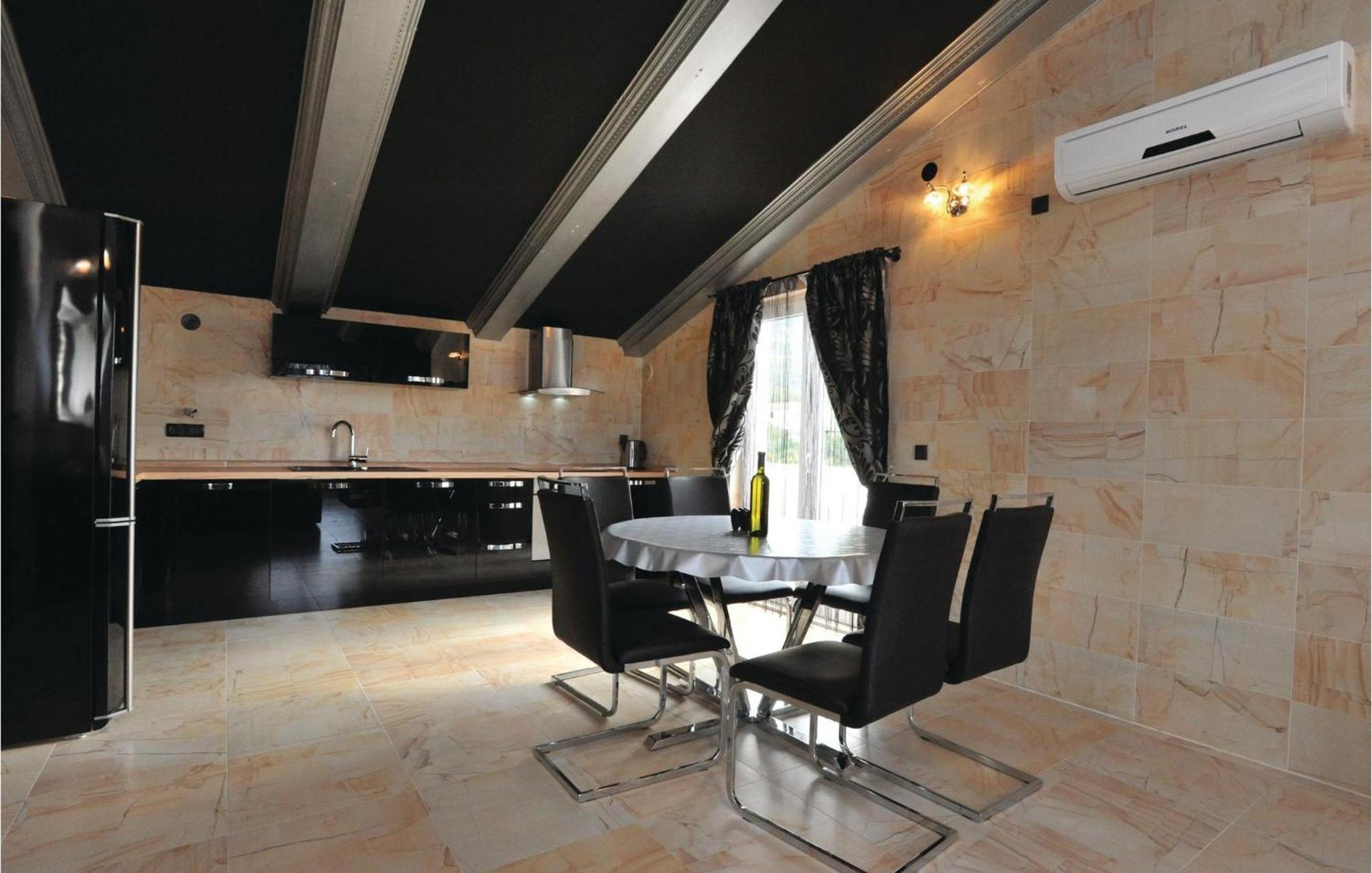 Amazing Home In Kastel Stari With House Sea View Kaštela 외부 사진